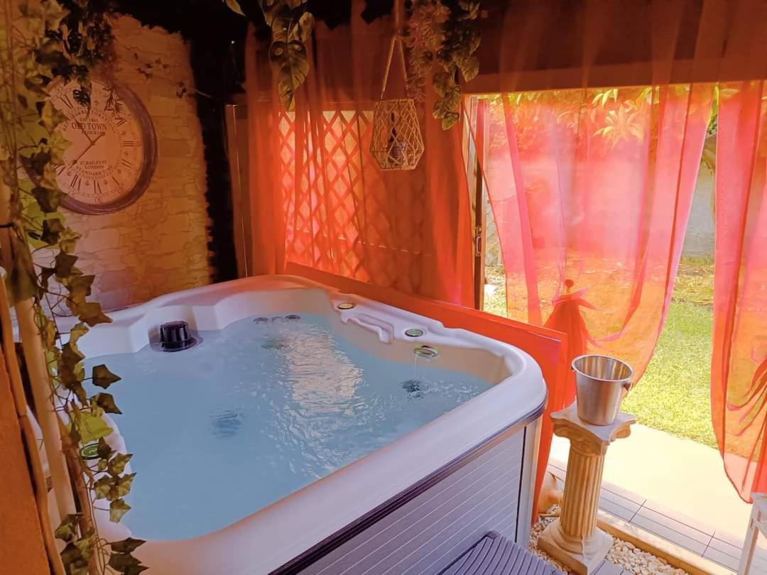 Casa Vacanze Noemi Riposto ภายนอก รูปภาพ
