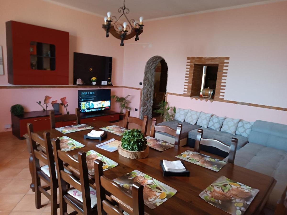 Casa Vacanze Noemi Riposto ภายนอก รูปภาพ