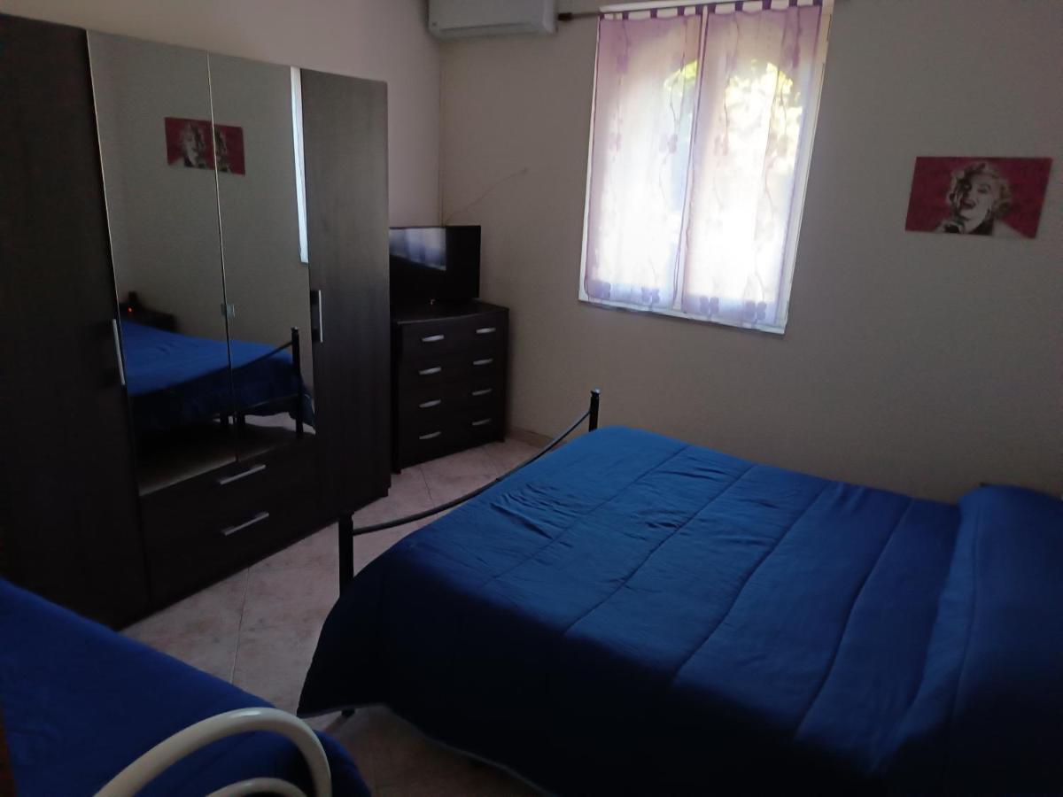 Casa Vacanze Noemi Riposto ภายนอก รูปภาพ